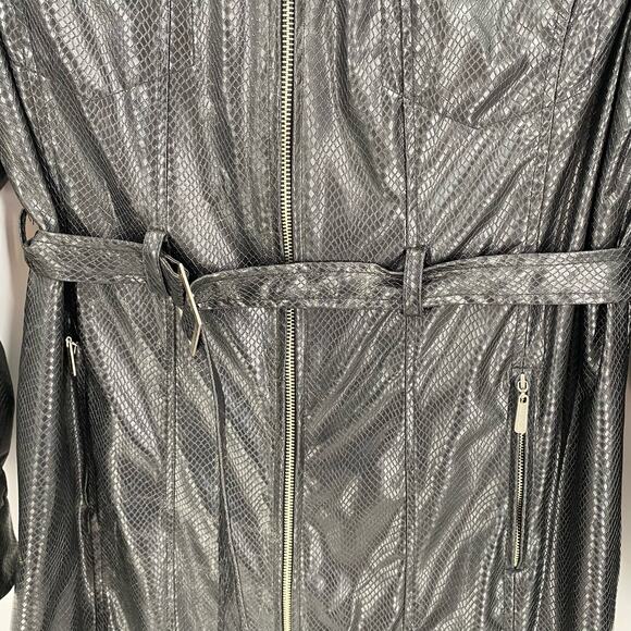 Rampage black faux snakeskin full zip jacket with belt Womens size large - Picture 12 of 16